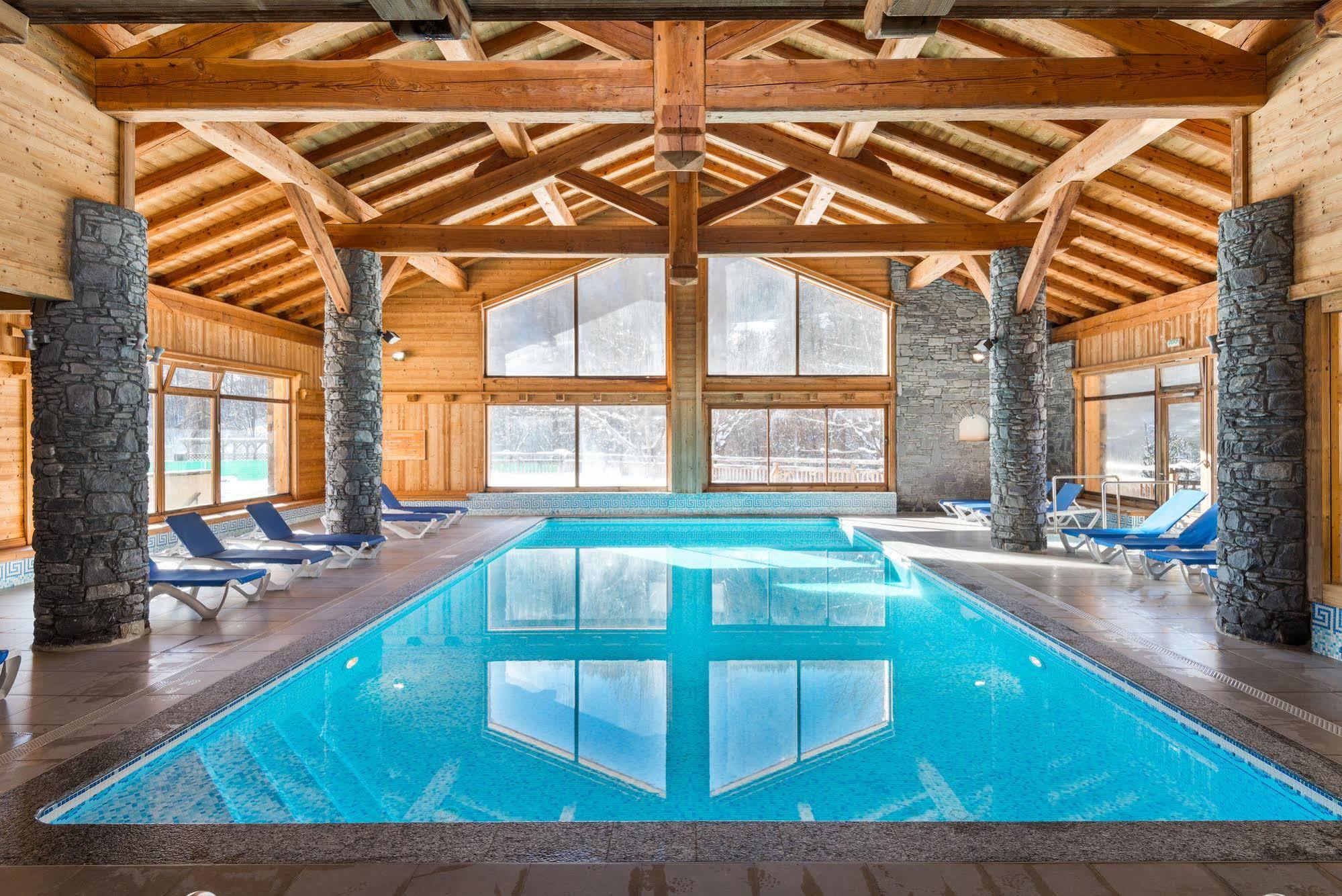Lagrange Vacances Le Hameau Du Rocher Blanc セレ・シュヴァリエ エクステリア 写真